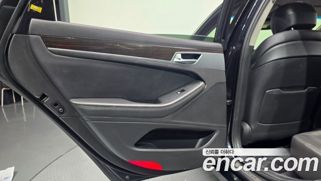 Genesis G80 3.3 GDI Luxury 2019 — фото 25