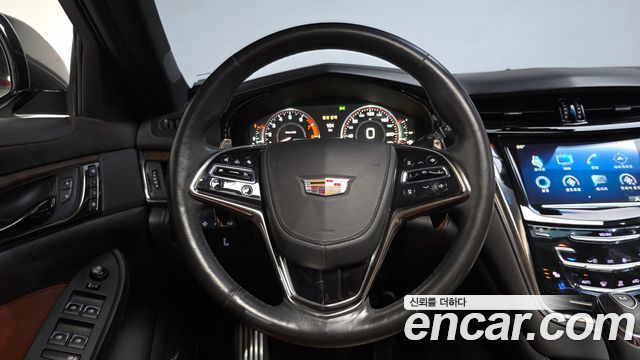 Cadillac CTS (III) 2.0 Premium AWD 2015 — фото 13
