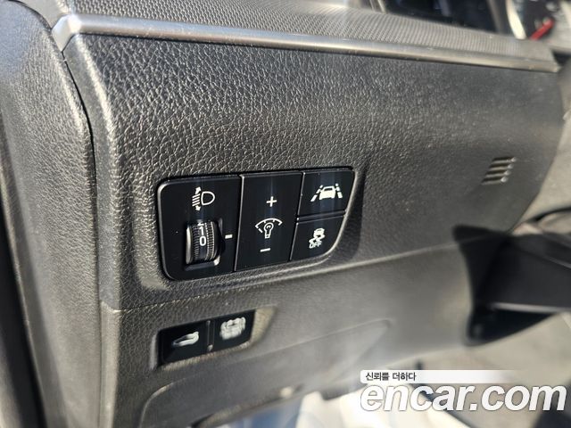 Kia K5 Hybrid (III) Prestige 2023 — фото 10