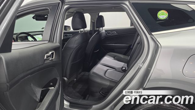 Kia Sportage Hybrid (V) Prestige 2023 — фото 11