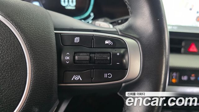 Kia Sportage Hybrid (V) Prestige 2023 — фото 18