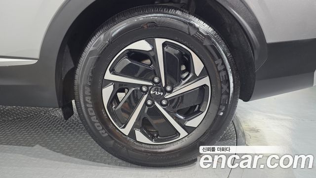 Kia Sportage Hybrid (V) Prestige 2023 — фото 21