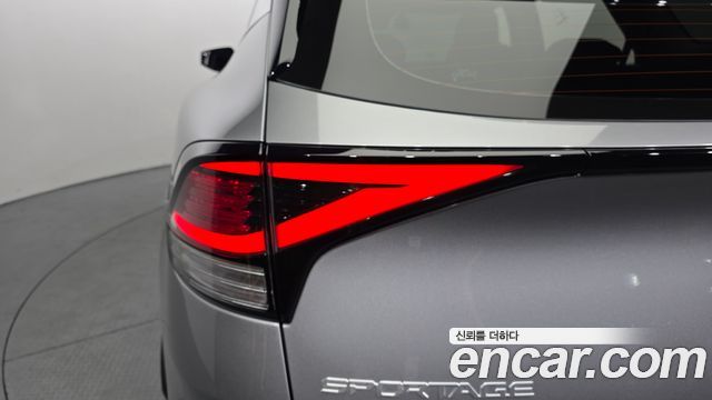 Kia Sportage Hybrid (V) Prestige 2023 — фото 23