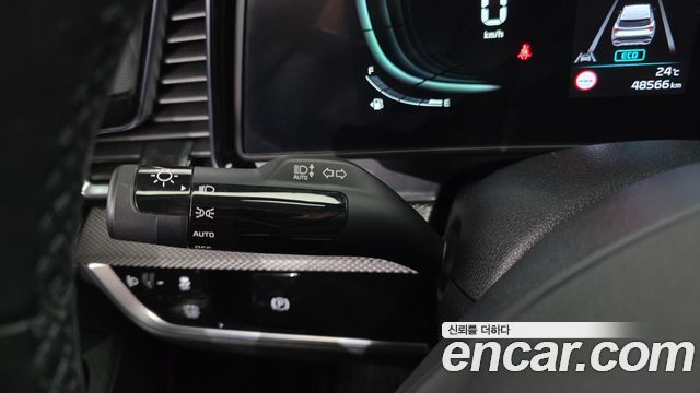 Kia Sportage Hybrid (V) Prestige 2023 — фото 32