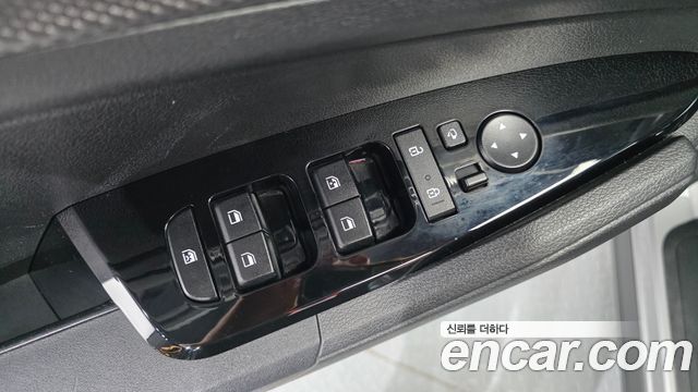 Kia Sportage Hybrid (V) Prestige 2023 — фото 33