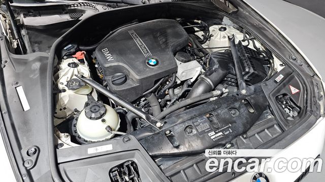 BMW 5 Series (F10) 528i 2013 — фото 6