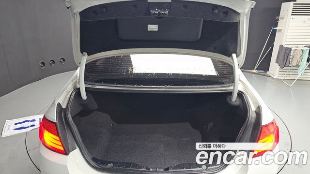 BMW 5 Series (F10) 528i 2013 — фото 20