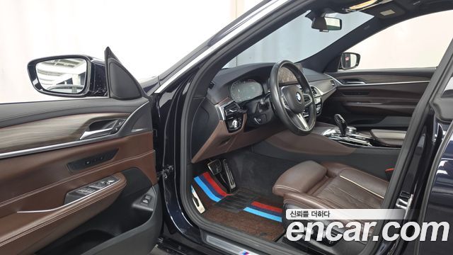 BMW 6 Series GT (G32) 630d xDrive M Sport 2020 — фото 10