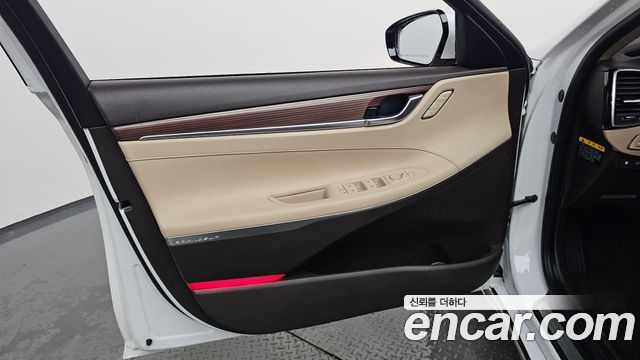 Hyundai Grandeur (IG) 2.4 Premium 2019 — фото 24