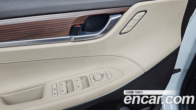 Hyundai Grandeur (IG) 2.4 Premium 2019 — фото 28