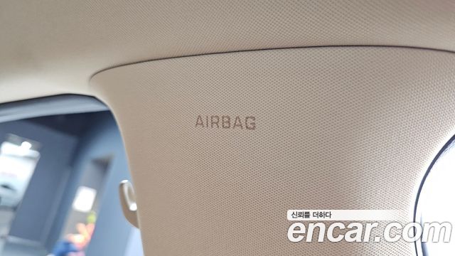 Hyundai Grandeur (IG) 2.4 Premium 2019 — фото 32