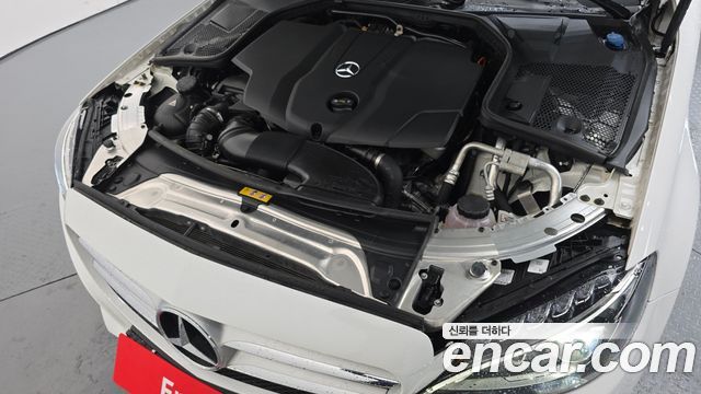 Mercedes-Benz C-Class (W205) C220 d Avantgarde 2018 — фото 6