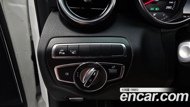 Mercedes-Benz C-Class (W205) C220 d Avantgarde 2018 — фото 19