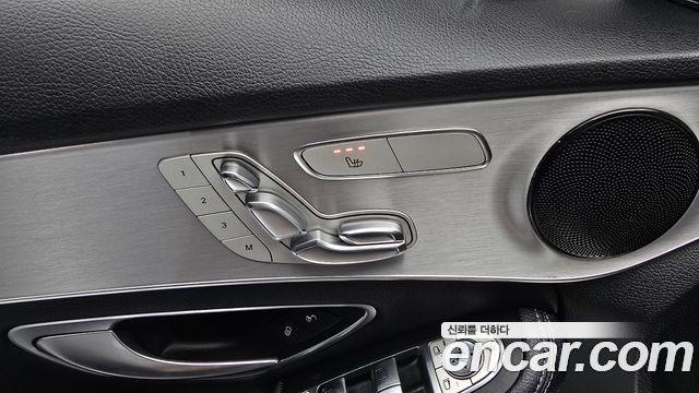 Mercedes-Benz C-Class (W205) C220 d Avantgarde 2018 — фото 31
