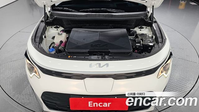 Kia Niro EV Air 2023 — фото 6
