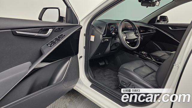 Kia Niro EV Air 2023 — фото 10