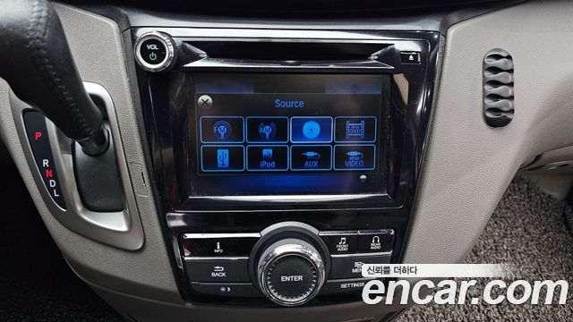 Honda Odyssey 3.5 4th 2016 — фото 14