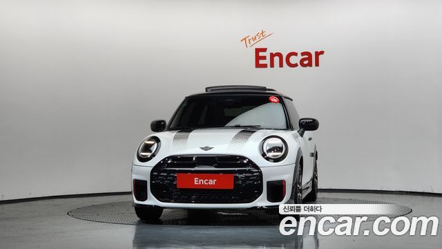 MINI Cooper S (IV) JCW 2025 — фото 3