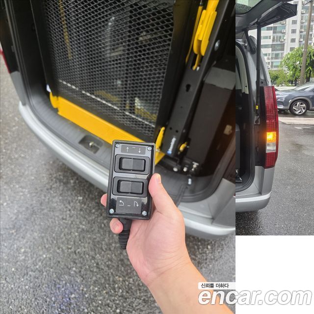 Hyundai Staria Wheel Chair Lift/Slope 2025 — фото 10