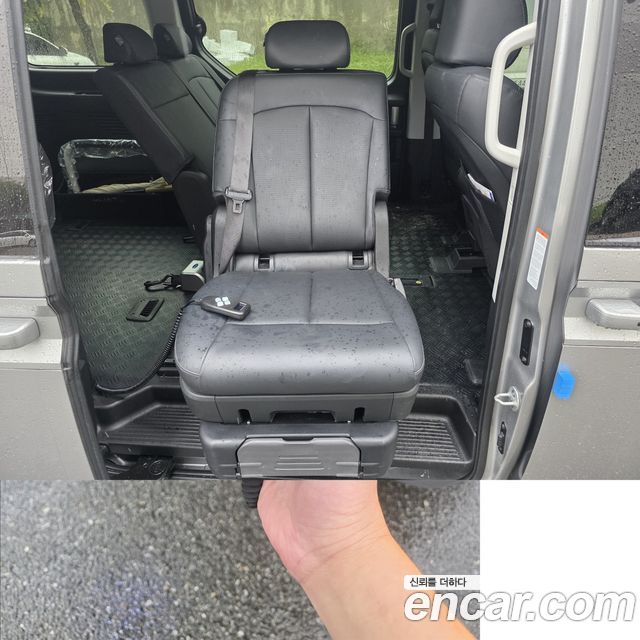 Hyundai Staria Wheel Chair Lift/Slope 2025 — фото 17
