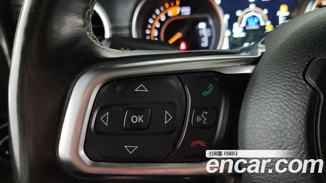 Jeep Wrangler (JL) 2.0 Overland 4Door 2019 — фото 17