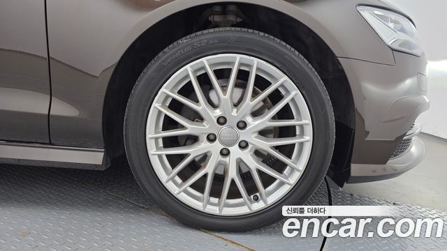 Audi A6 35 TDI Quattro Premium C7 2018 — фото 21