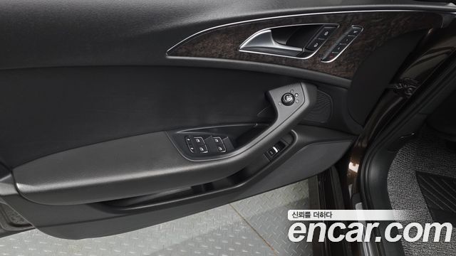 Audi A6 35 TDI Quattro Premium C7 2018 — фото 28