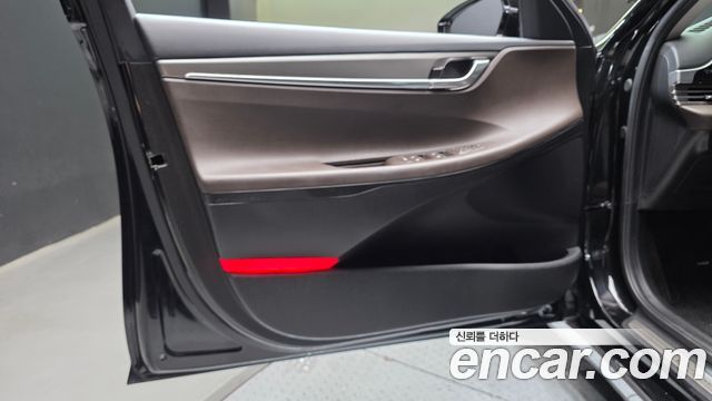 Hyundai Grandeur (IG) 3.3 Premium 2021 — фото 24
