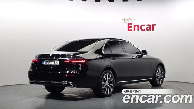 Mercedes-Benz E-Class (W213) E300e 4MATIC Exclusive 2021 — фото 2