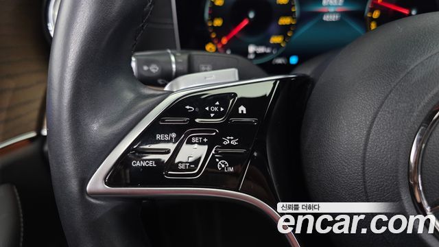 Mercedes-Benz E-Class (W213) E300e 4MATIC Exclusive 2021 — фото 17