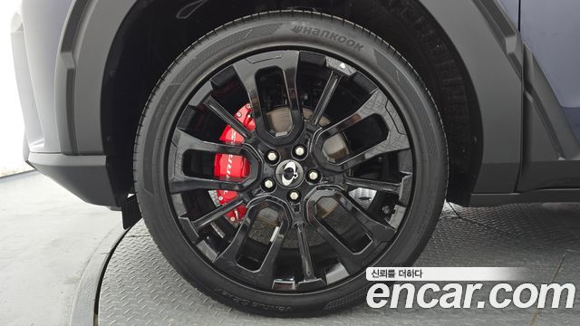 KG Mobility (SsangYong) Torres Gasoline 1.5 4WD Black Edition 2025 — фото 5