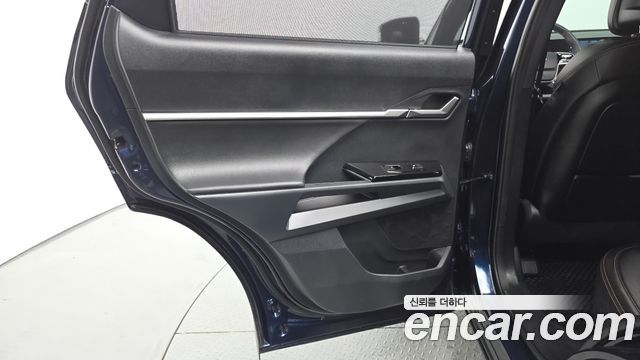 KG Mobility (SsangYong) Torres Gasoline 1.5 4WD Black Edition 2025 — фото 25