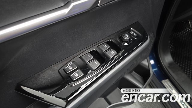 KG Mobility (SsangYong) Torres Gasoline 1.5 4WD Black Edition 2025 — фото 31