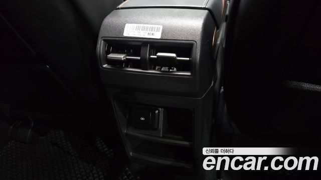 KG Mobility (SsangYong) Torres Gasoline 1.5 4WD Black Edition 2025 — фото 36