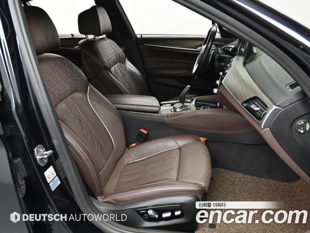 BMW 5 Series (G30) 520d xDrive M Sport Package Plus 2018 — фото 7