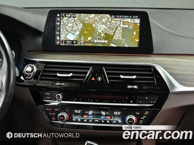 BMW 5 Series (G30) 520d xDrive M Sport Package Plus 2018 — фото 9