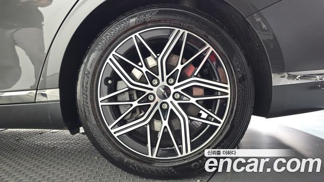 Genesis G90 (RS4) Gasoline 3.5 Turbo AWD 2022 — фото 21