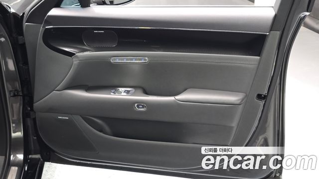 Genesis G90 (RS4) Gasoline 3.5 Turbo AWD 2022 — фото 25