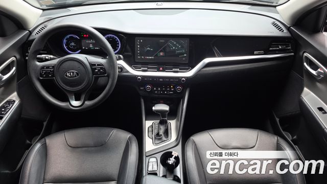 Kia Niro 1.6 HEV Luxury 2020 — фото 7