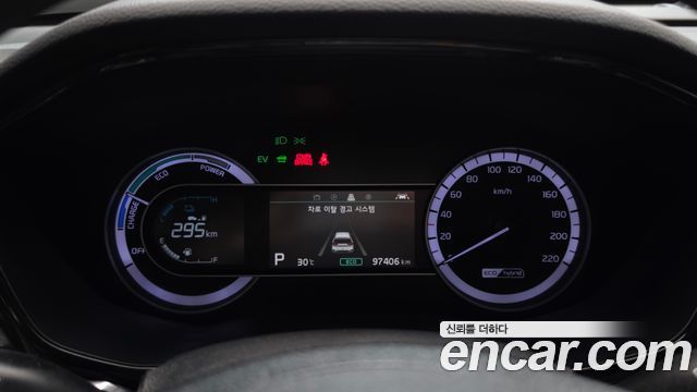 Kia Niro 1.6 HEV Luxury 2020 — фото 8