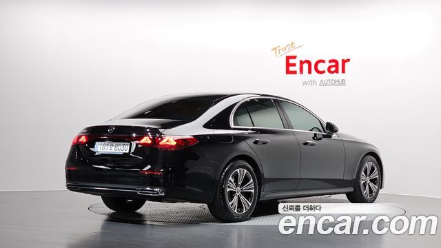 Mercedes-Benz E-Class (W214) E200 Avantgarde 2024 — фото 2