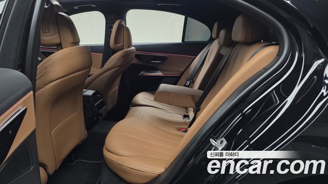 Mercedes-Benz E-Class (W214) E200 Avantgarde 2024 — фото 12