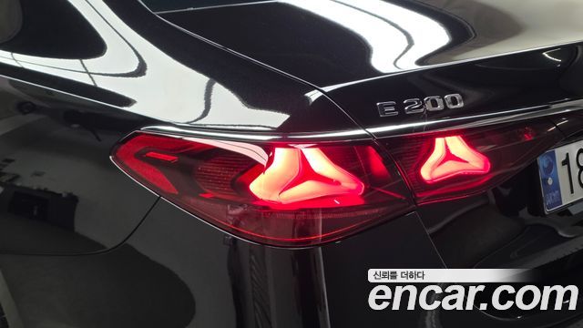 Mercedes-Benz E-Class (W214) E200 Avantgarde 2024 — фото 23