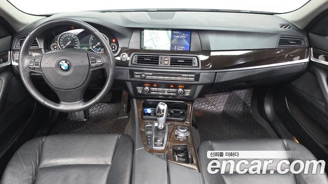 BMW 5 Series (F10) 528i xDrive 2013 — фото 7