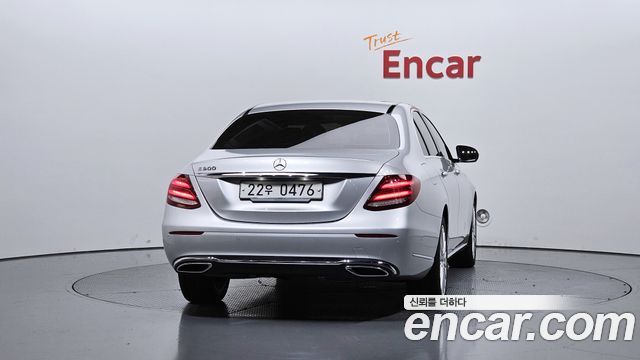 Mercedes-Benz E-Class (W213) E220d Exclusive 2017 — фото 4
