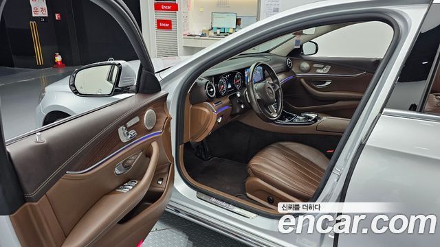 Mercedes-Benz E-Class (W213) E220d Exclusive 2017 — фото 10