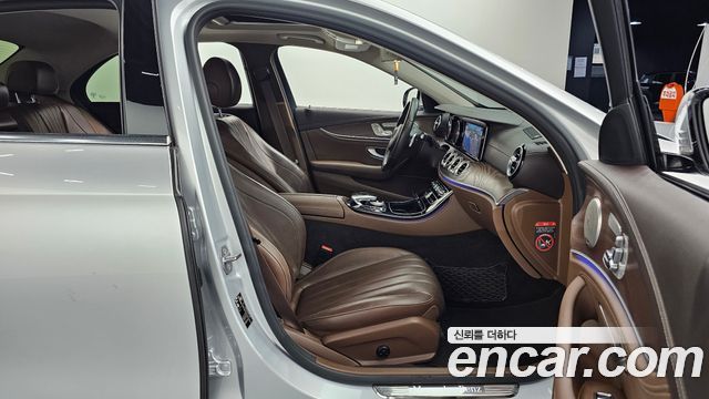 Mercedes-Benz E-Class (W213) E220d Exclusive 2017 — фото 11