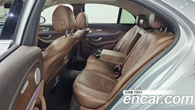 Mercedes-Benz E-Class (W213) E220d Exclusive 2017 — фото 12
