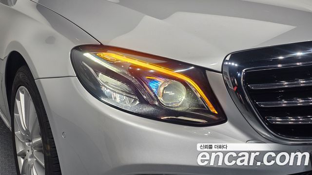 Mercedes-Benz E-Class (W213) E220d Exclusive 2017 — фото 22