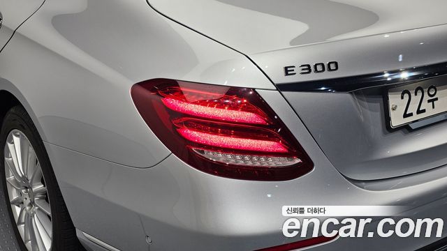 Mercedes-Benz E-Class (W213) E220d Exclusive 2017 — фото 23